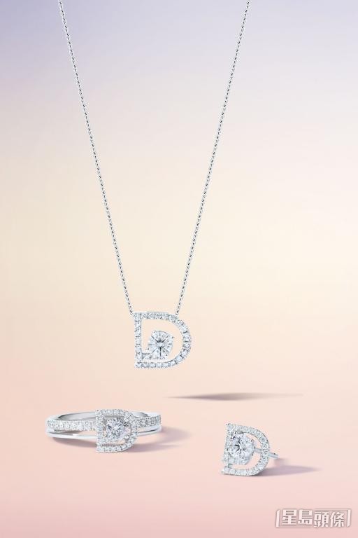 The Leo Diamond® D Series系列,每颗均为顶级的“D”色钻石,非常罕有。 The Leo Diamond® D Series系列,每颗均为顶级的“D”色钻石,非常罕有。