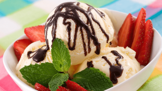 沪女吃雪糕后前额突然剧烈疼痛。 沪女吃雪糕后前额突然剧烈疼痛。