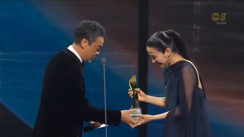 宣萱与刘青云被指互动尴尬。 宣萱与刘青云被指互动尴尬。