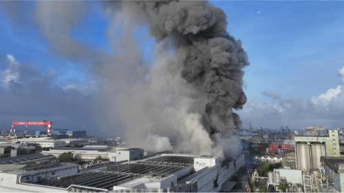 台湾高雄三元能源锂电池厂爆炸 台湾高雄三元能源锂电池厂爆炸