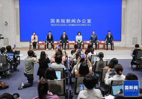 中外记者见面会现场 中外记者见面会现场