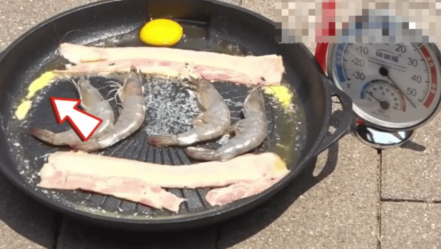 牛油开始溶了。 牛油开始溶了。