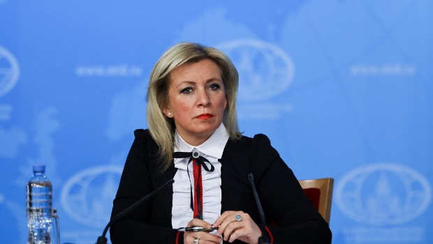 俄外交部发言人扎哈罗娃表示,俄方愿赴土耳其与乌克兰展开第三轮谈判。路透社 俄外交部发言人扎哈罗娃表示,俄方愿赴土耳其与乌克兰展开第三轮谈判。路透社