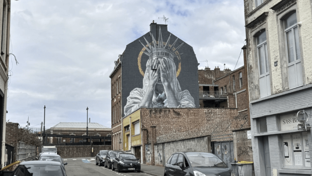 自由女神蒙住双眼 自由女神蒙住双眼