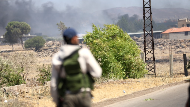 叙利亚苏韦达省德鲁兹武装派别与贝都因部落爆发激烈冲突。 叙利亚苏韦达省德鲁兹武装派别与贝都因部落爆发激烈冲突。