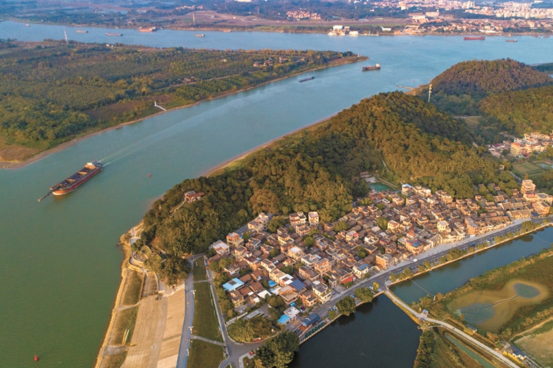 杨耀烨-广东特色名村佛山三水江根村-FZ102814148134
