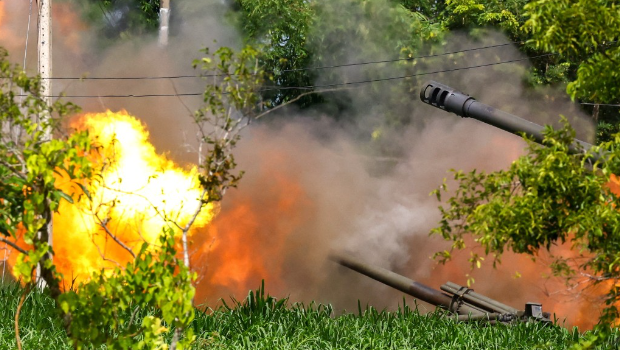 泰柬连日交火,柬埔寨呼吁即刻停火。 泰柬连日交火,柬埔寨呼吁即刻停火。