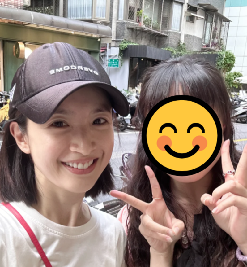 林依晨(左) 林依晨(左)