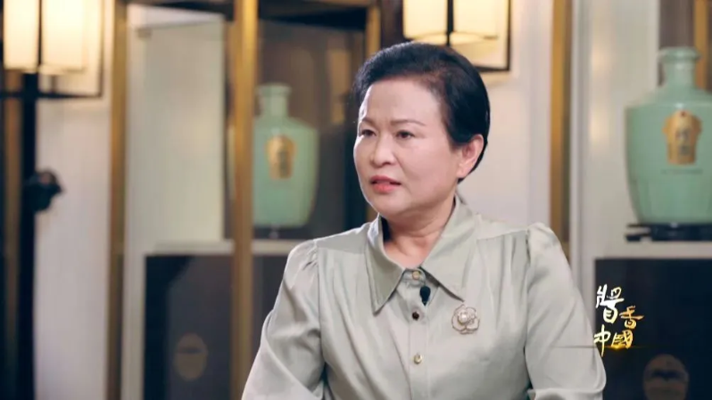 冯小宁。贵州网络广播电视台网站 图 冯小宁。贵州网络广播电视台网站 图