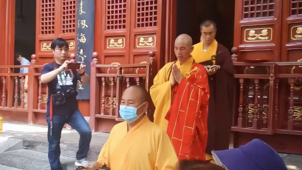 印乐大师成为少林寺新掌门。 印乐大师成为少林寺新掌门。