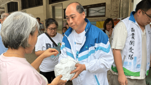 煤气公司黑雨下落区派食物 煤气公司黑雨下落区派食物