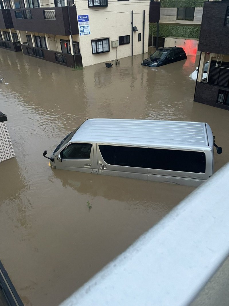 日本大雨4 日本大雨4