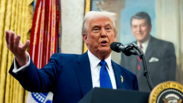 泽连斯基拒绝向俄作出领土让步,特朗普:非常强烈地反对