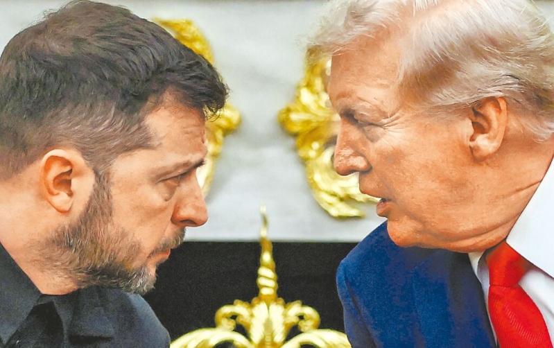 特朗普(右) 特朗普(右)