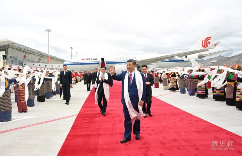 习近平抵达 习近平抵达