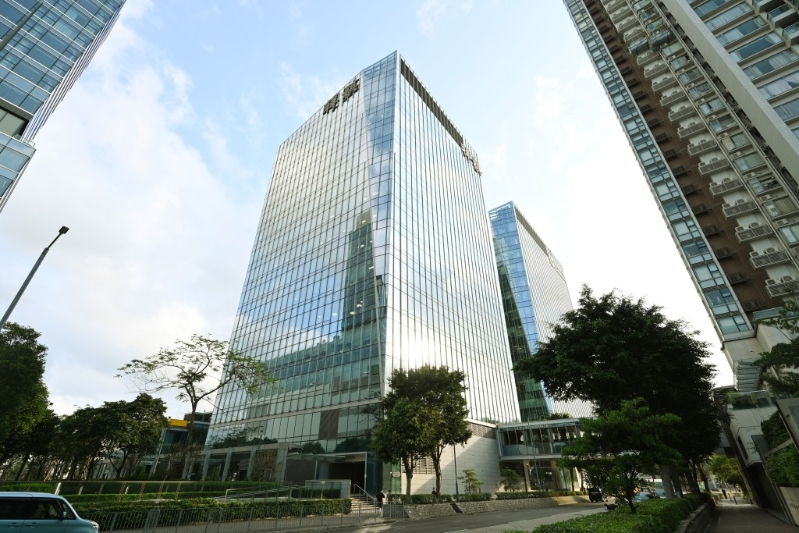 陈红天家族其他沦为银主盘的物业,包括红磡祥祺中心全幢商厦,该物业于2016年6月斥45亿港元购入 陈红天家族其他沦为银主盘的物业,包括红磡祥祺中心全幢商厦,该物业于2016年6月斥45亿港元购入