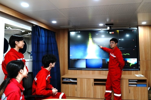 考察队员 考察队员