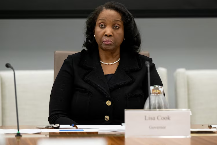 丽莎·库克职务 丽莎·库克职务