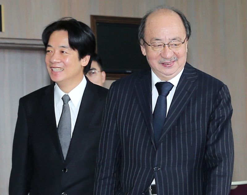 赖清德(左) 赖清德(左)