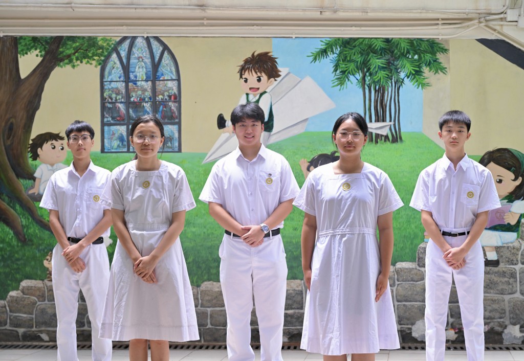 香港圣士提反堂中学本学年至今已收到超过400份内地生申请 香港圣士提反堂中学本学年至今已收到超过400份内地生申请