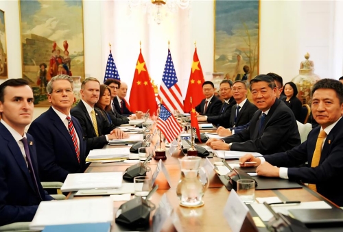 中美马德里会谈落幕 中美马德里会谈落幕