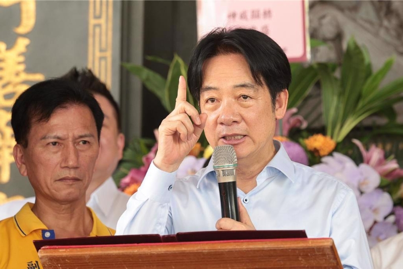 “台湾民意基金会”16日公布最新调查,显示赖清德的声望仅剩32.7%,创下历史新低纪录 “台湾民意基金会”16日公布最新调查,显示赖清德的声望仅剩32.7%,创下历史新低纪录