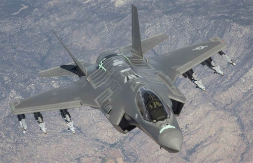 美国空军F-35隐形战机的资料照。 美国空军F-35隐形战机的资料照。