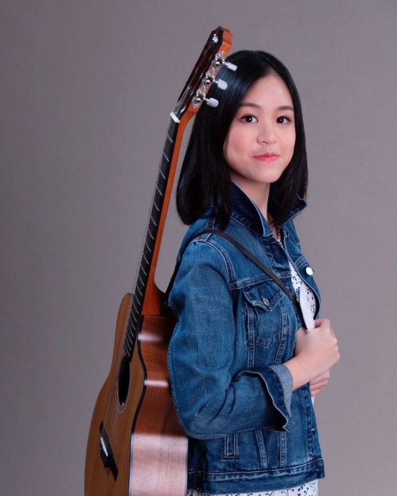 刘秀盈热爱音乐。 刘秀盈热爱音乐。