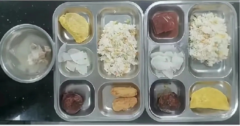 网传上海学校提供的午餐。 网传上海学校提供的午餐。