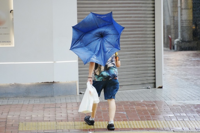 台风桦加沙风力强劲。 台风桦加沙风力强劲。