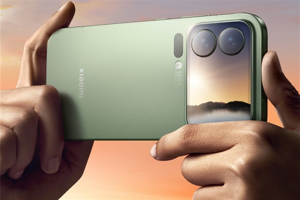 小米17 Pro首发光影猎人 950L传感器 卢伟冰:逆光之王