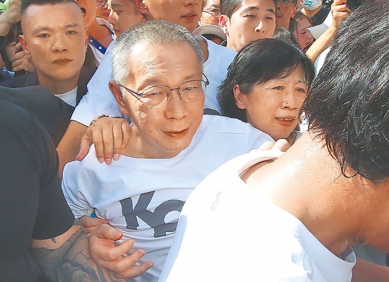 民众党前主席柯文哲 民众党前主席柯文哲