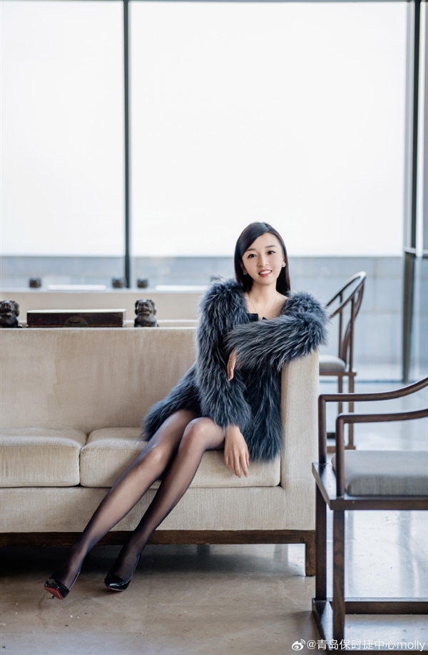 1年卖170台我靠真诚!青岛保时捷女销冠被造黄谣 本人回应:被人恶意中伤