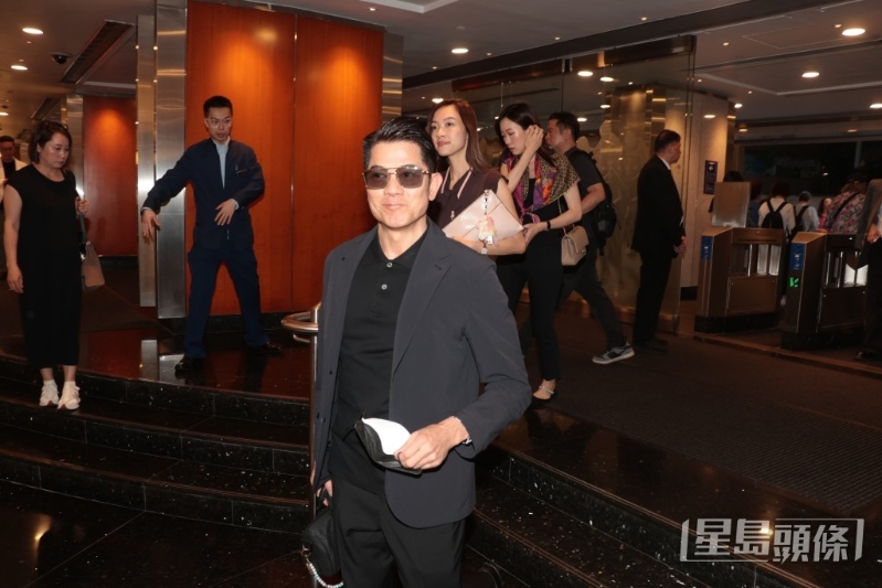 郭富城没有正面回应BB是不是男丁。 郭富城没有正面回应BB是不是男丁。