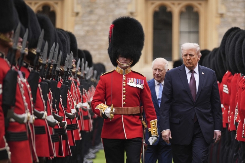 特朗普访英 特朗普访英