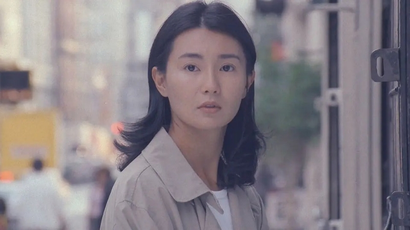 张曼玉拍摄《甜蜜蜜》、《花样年华》等经典作品,登影后宝座。 张曼玉拍摄《甜蜜蜜》、《花样年华》等经典作品,登影后宝座。