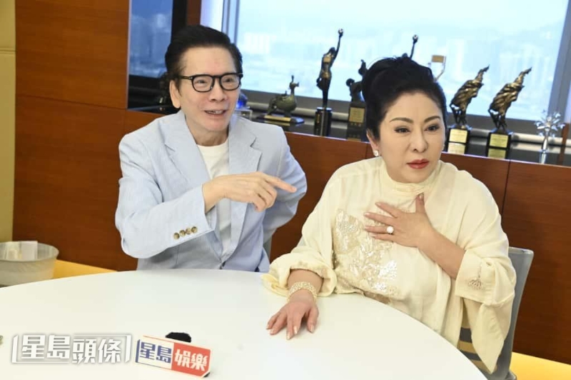 向华强表示留意到早前有人透过YouTube 频道发布不实言论,声称他们输掉过百亿港元。 向华强表示留意到早前有人透过YouTube 频道发布不实言论,声称他们输掉过百亿港元。