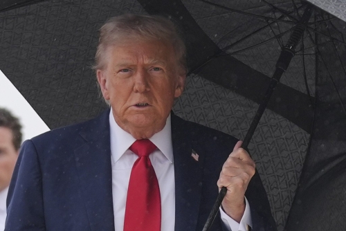 特朗普表示,别担心中国,一切都会好起来的。 特朗普表示,别担心中国,一切都会好起来的。