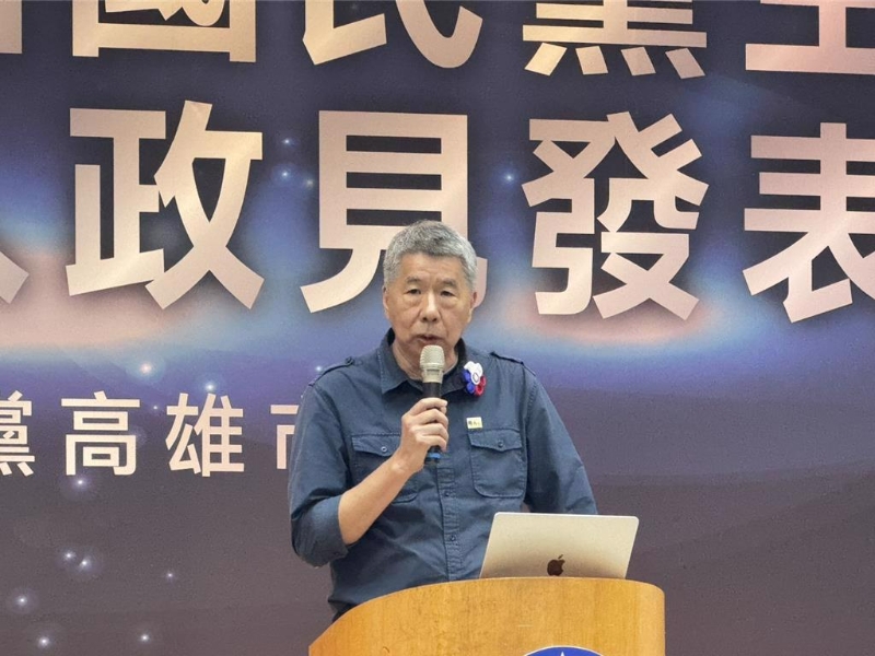 张亚中“曾内参民调第一”? 张亚中“曾内参民调第一”?