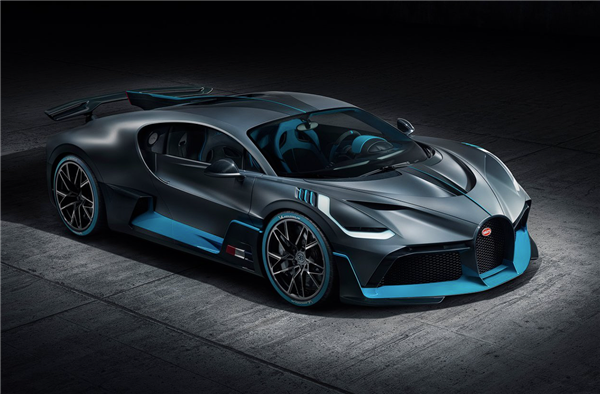 售价4157万、全球限量40台的神车!布加迪Divo国内首秀