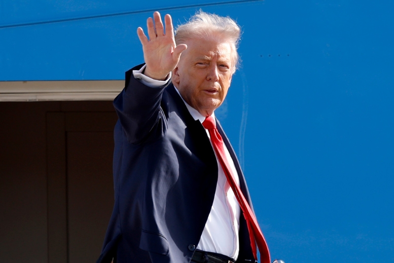 美国总统特朗普1日发文扬言可能进入非洲国家尼日利亚,“荷枪实弹”消灭伊斯兰恐怖分子,并且已下令战争部为可能的行动做好准备 美国总统特朗普1日发文扬言可能进入非洲国家尼日利亚,“荷枪实弹”消灭伊斯兰恐怖分子,并且已下令战争部为可能的行动做好准备