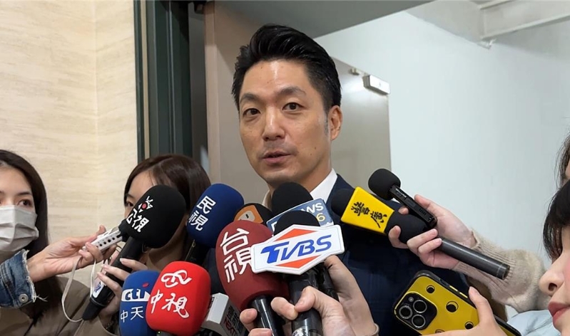 王义川质疑北市府图利英伟达 王义川质疑北市府图利英伟达