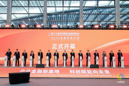 金博会开幕首日,企业咨询上市热情高涨 金博会开幕首日,企业咨询上市热情高涨