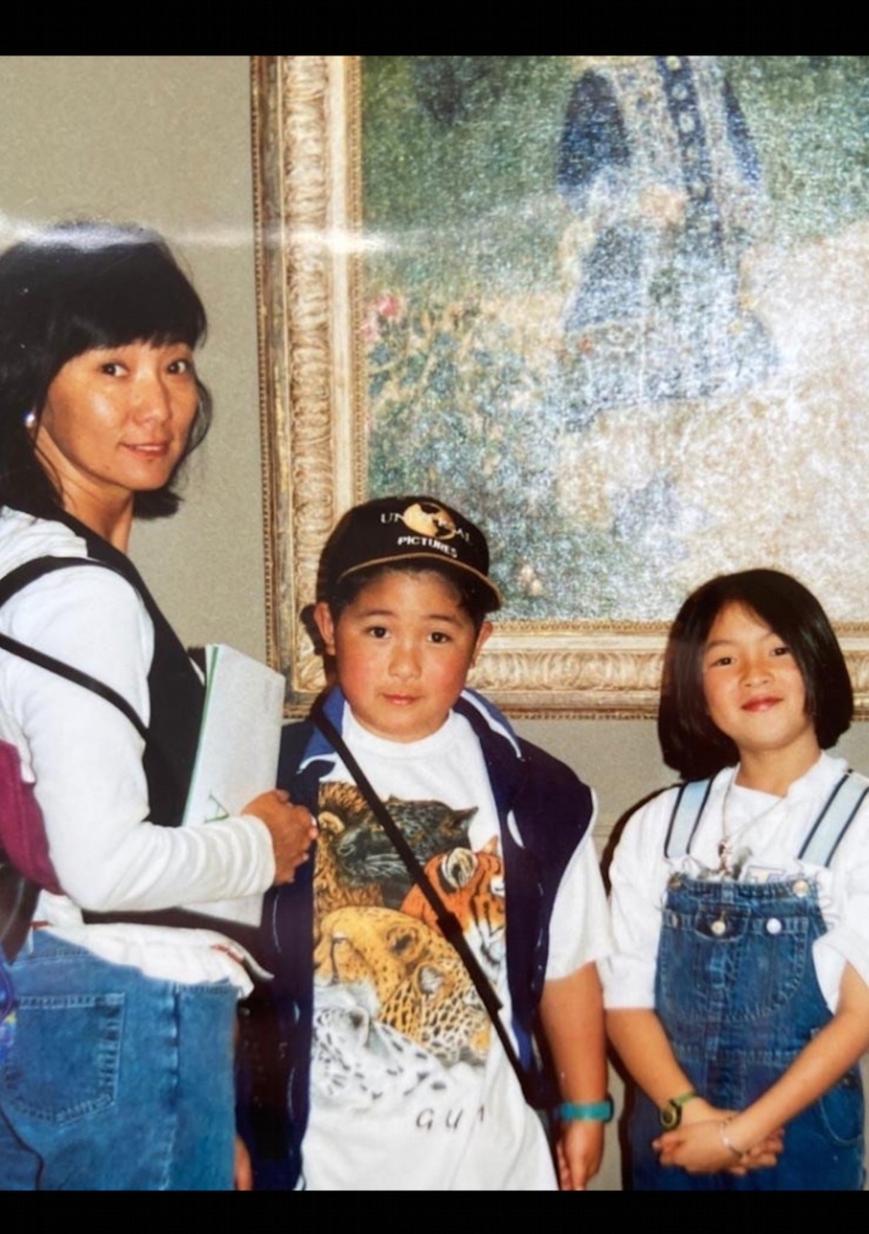 林德信与妹妹林德懿儿时跟随母亲居住美国。 林德信与妹妹林德懿儿时跟随母亲居住美国。