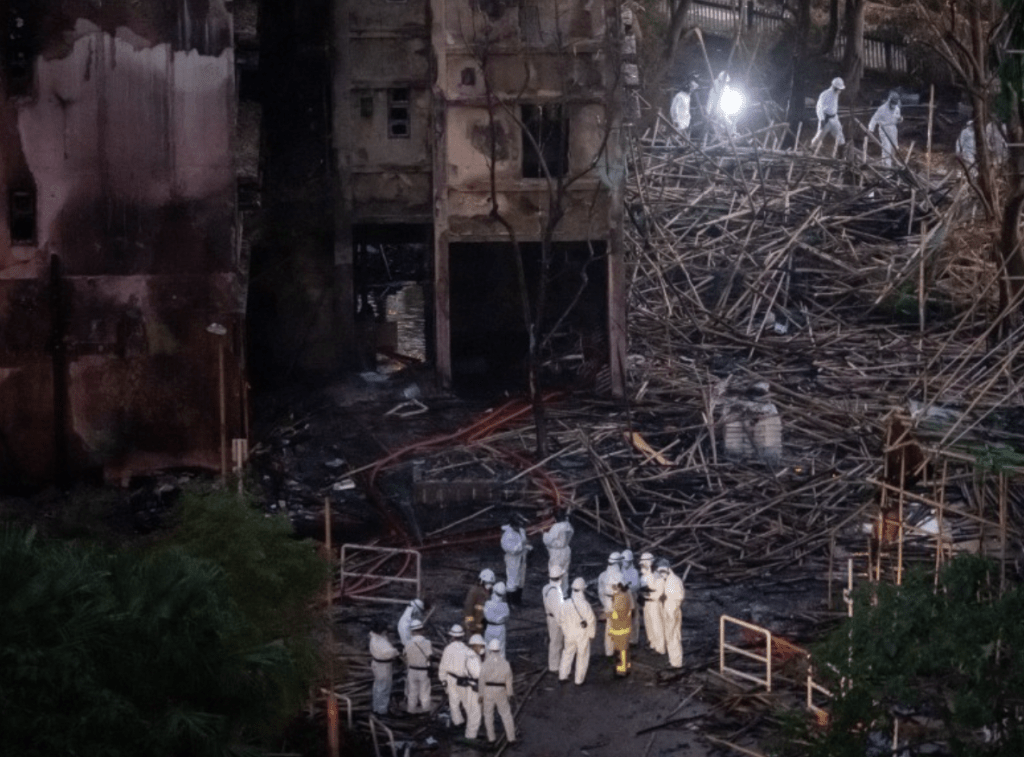 深圳民众收集充电宝等物资援港 深圳民众收集充电宝等物资援港