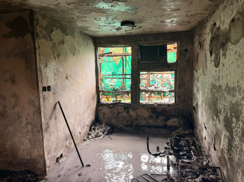 据闻,政府大方向未必是设立独立调查委员会,而是成立一个委员会全面检视事件,包括调查火灾成因及提出改善制度建议。 据闻,政府大方向未必是设立独立调查委员会,而是成立一个委员会全面检视事件,包括调查火灾成因及提出改善制度建议。