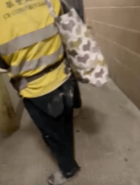 拍摄短片的刘姓女工友最终与其他四名工友一同罹难,画面成为他们最后的身影。 拍摄短片的刘姓女工友最终与其他四名工友一同罹难,画面成为他们最后的身影。