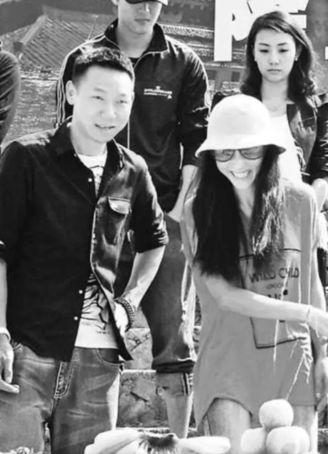 张栢芝2020年遭前老板兼经理人余毓兴入禀高等法院控诉。 张栢芝2020年遭前老板兼经理人余毓兴入禀高等法院控诉。