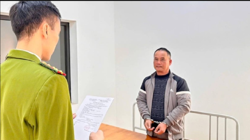 越南“屠夫”竟是公务员。 越南“屠夫”竟是公务员。