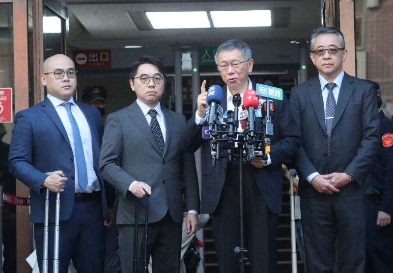 柯文哲狂轰法庭直播沦“事后纪录片” 柯文哲狂轰法庭直播沦“事后纪录片”